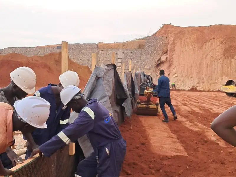MSE Retaining Wall — Namanve — photograph 10